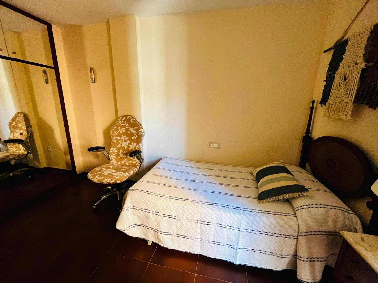 Acogedor Y Amplio Apartamento Familiar A Pie De Playa Calafell Esterno foto