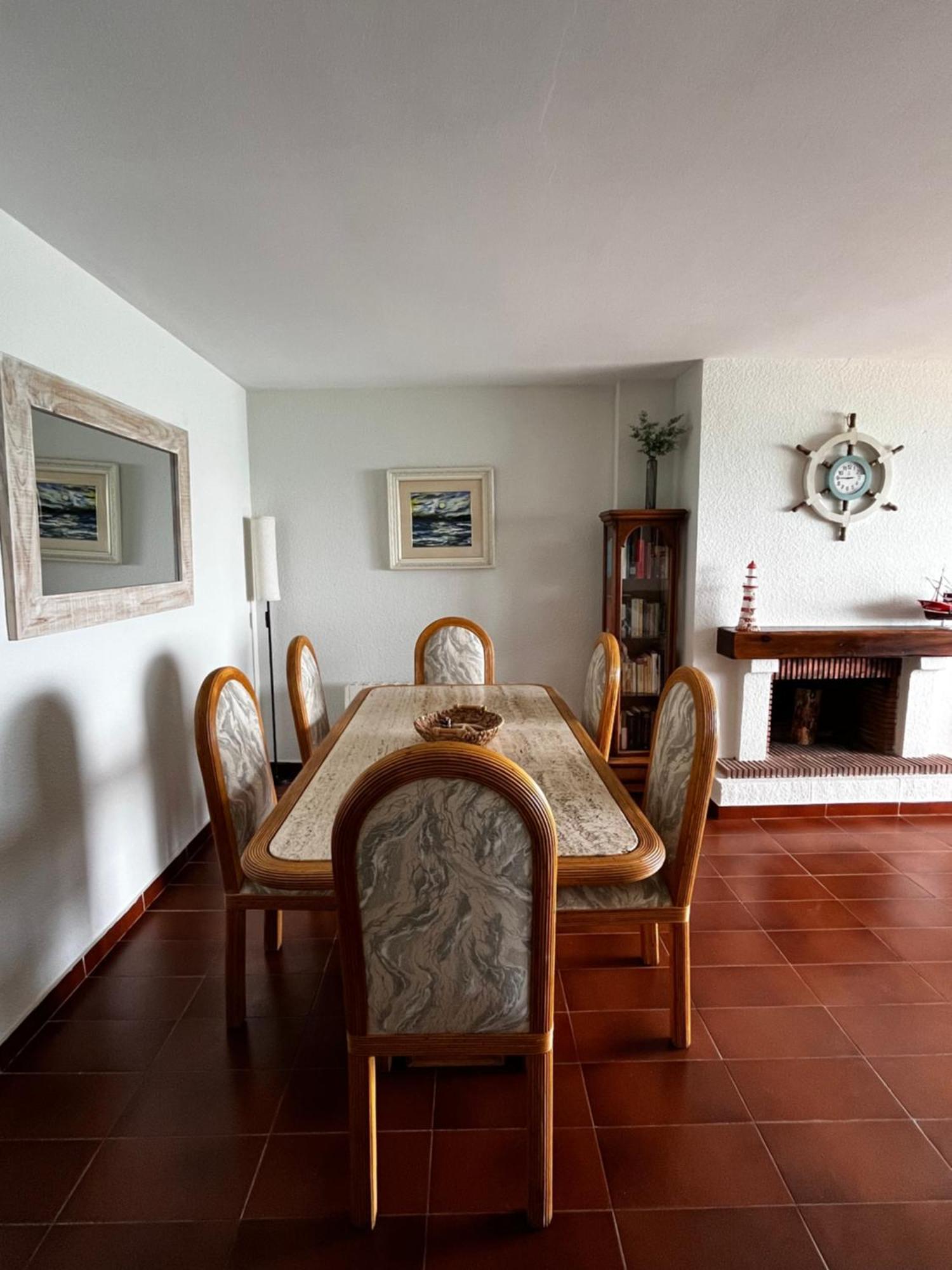 Acogedor Y Amplio Apartamento Familiar A Pie De Playa Calafell Esterno foto