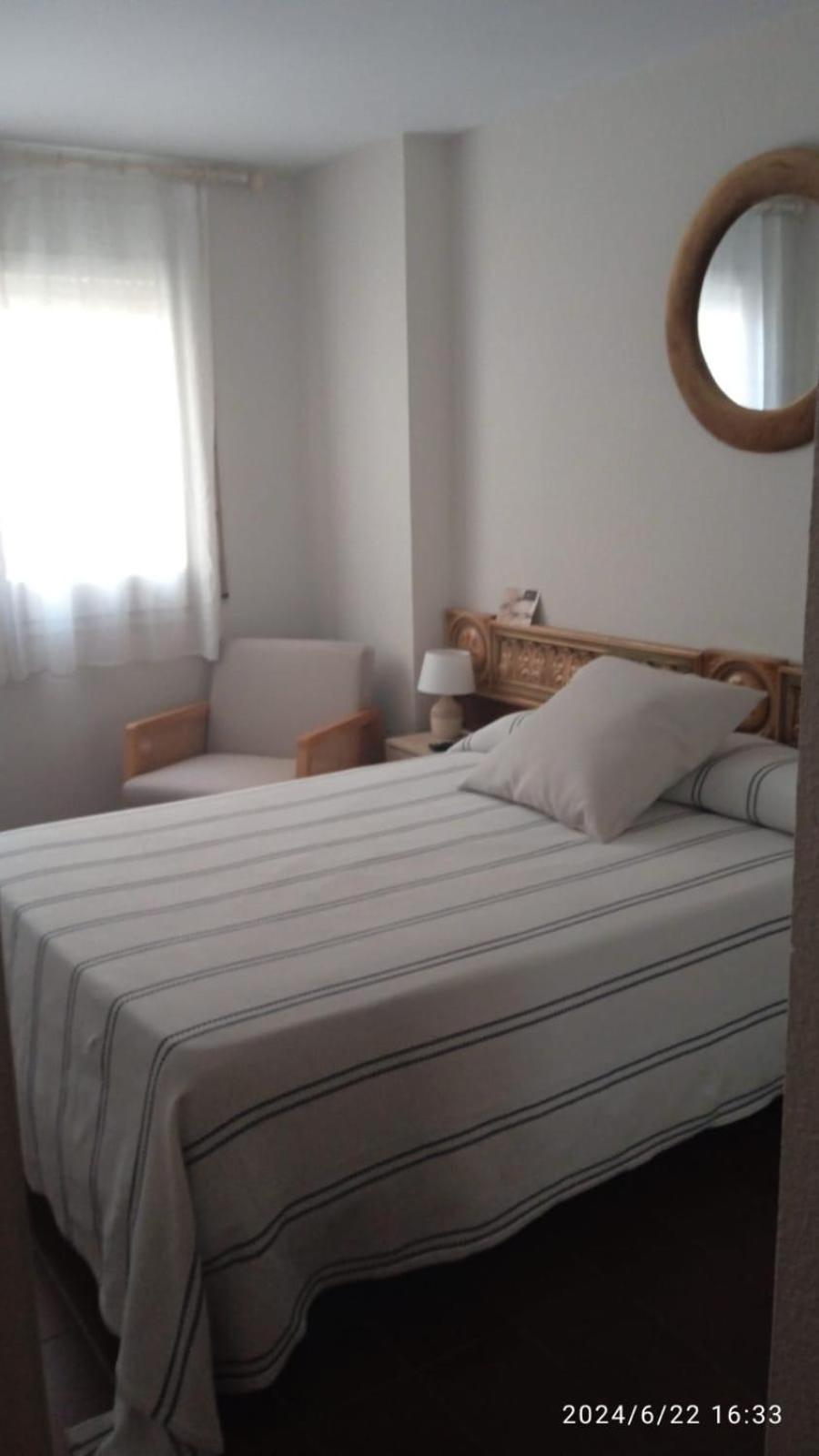 Acogedor Y Amplio Apartamento Familiar A Pie De Playa Calafell Esterno foto